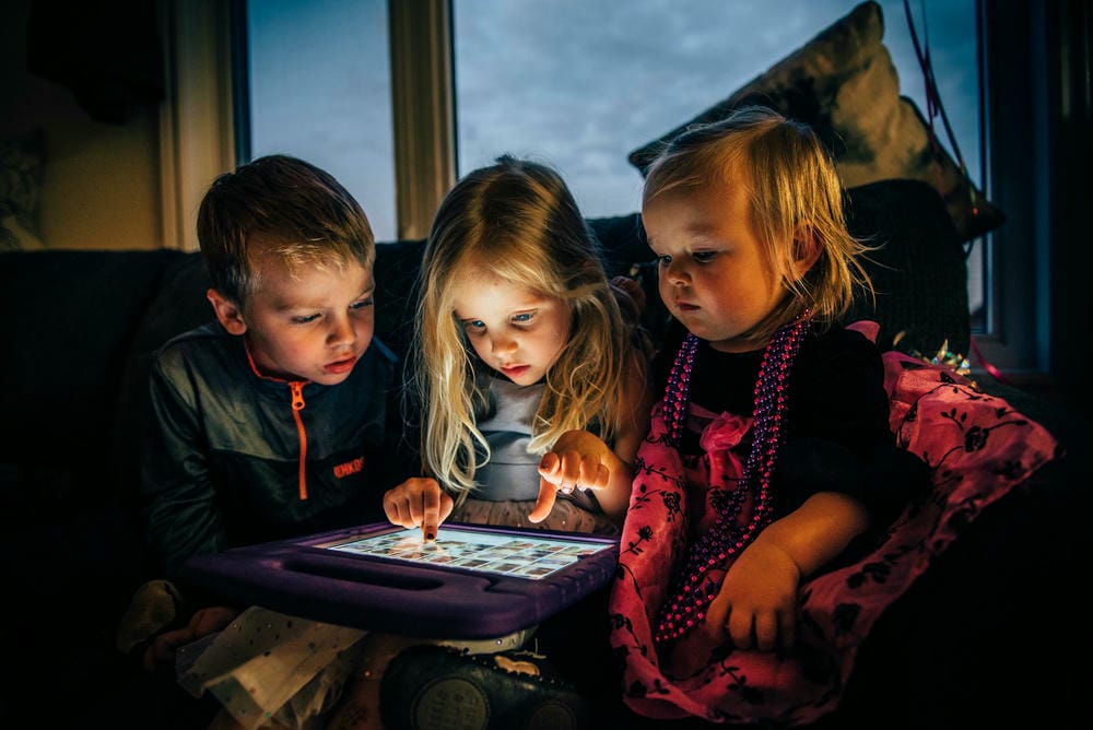 Tecnologia in chiave Montessori usare schermi in modo consapevole