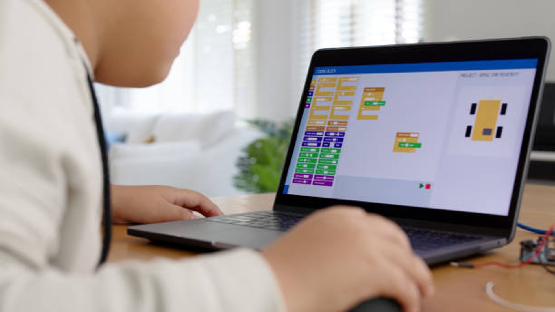 Il mio Quaderno di Coding: il modo Montessori di avvicinare i bambini al mondo digitale nel 2025