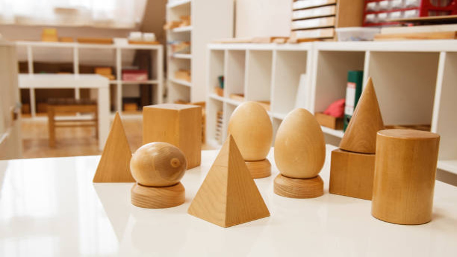 Montessori e studio: strumenti innovativi per il successo all’esame di stato di esperto contabile