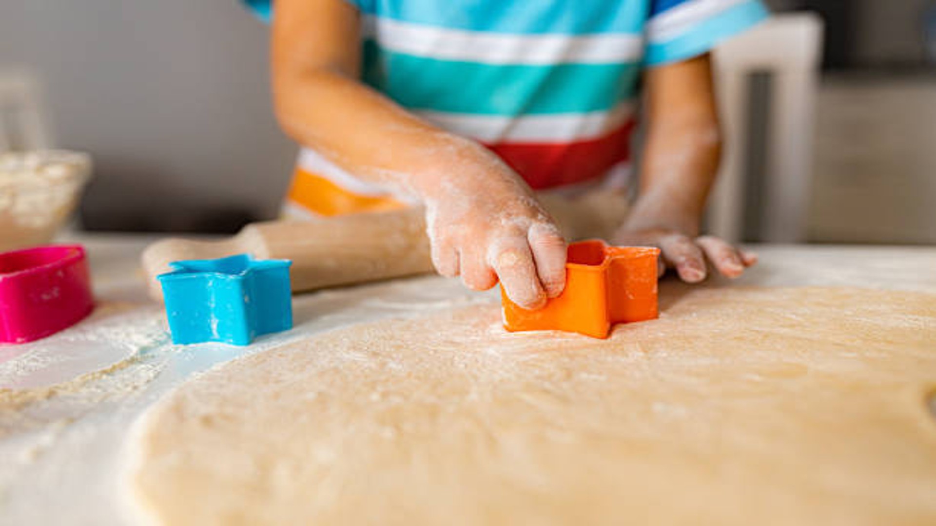 Scopri come creare divertenti lavoretti con la pasta di sale Montessori